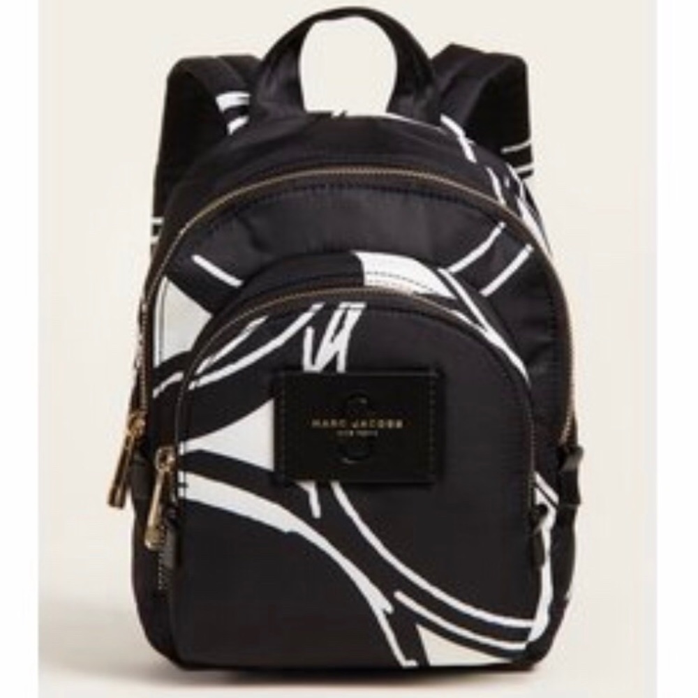 MARC JACOBS